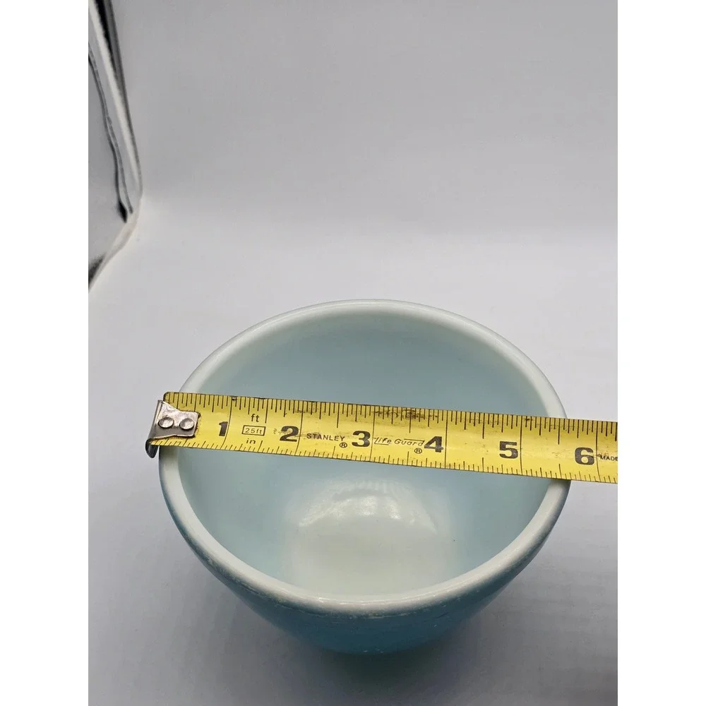Vintage Pyrex Turquoise Blue 401 Mixing Bowl 1.5 Pint Small Milk Glass 5.75